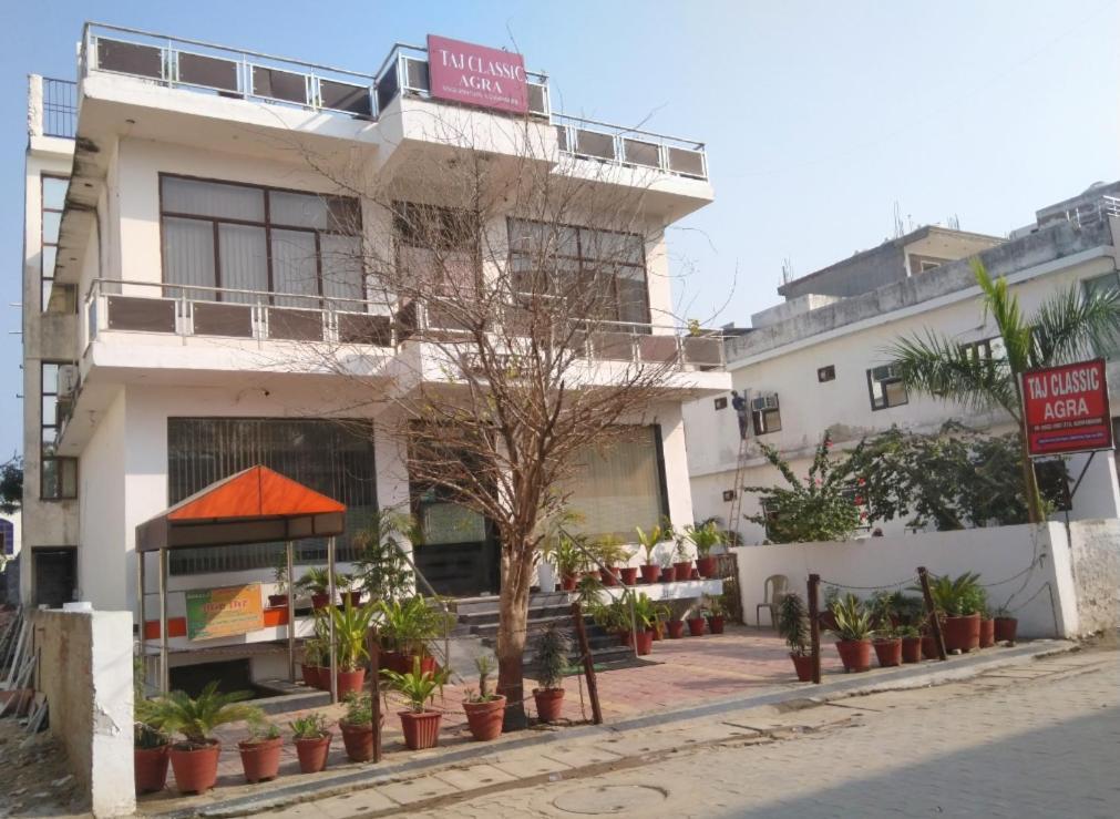 Taj Classic Agra Agra  Exterior photo